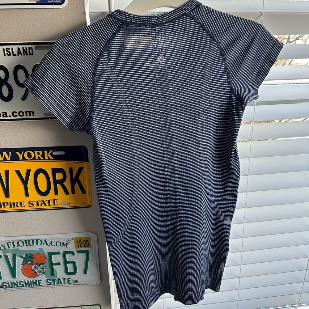 Lululemon swiftly tech tshirt
